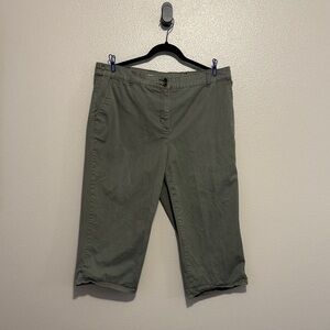 Casual Green Cropped Pants